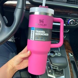 Stanley 40oz tumbler travel quencher